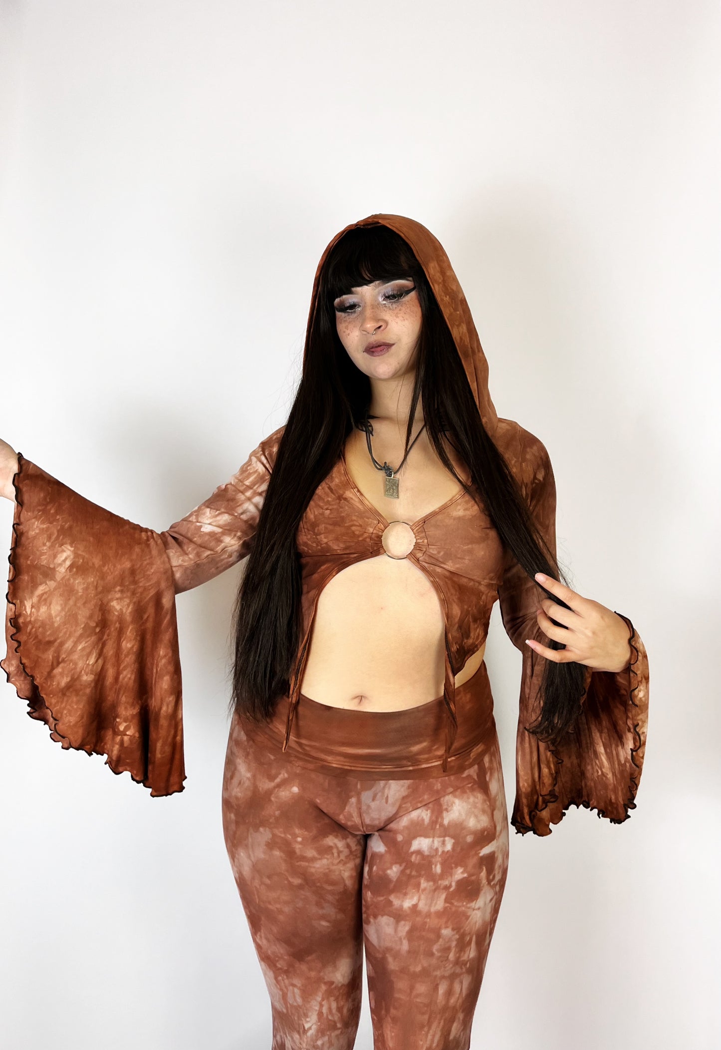 Hooded Mystic - Rust Brown